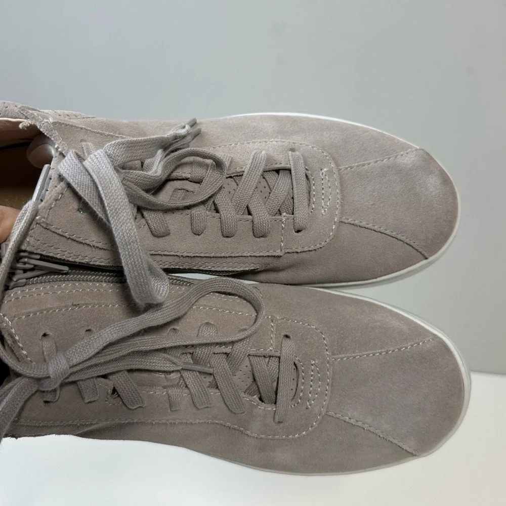 Vionic Jenning Light Gray Suede High‎ Top Athletic Shoe Sneaker Women's Size 8
